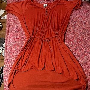 burnt orange dress. stylish , cute, and fitting